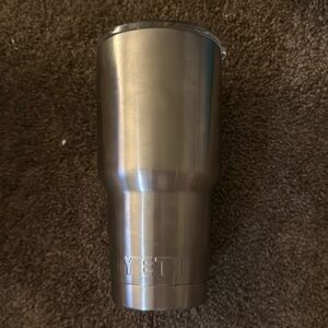 Yeti travel mug